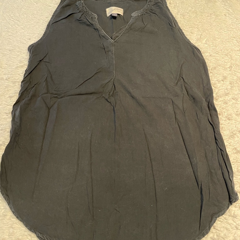 Universal Thread XS tank. Vintage blue/dark grey color